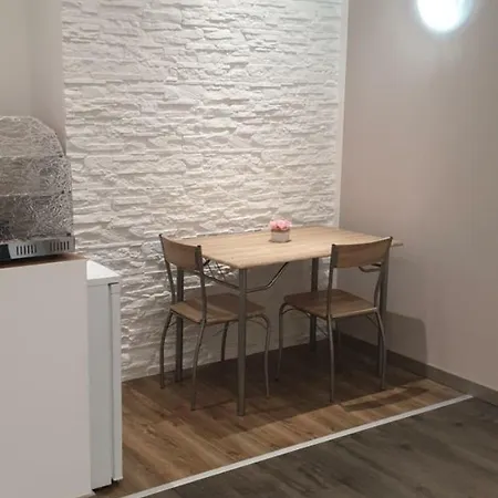 T-room 2*