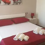 T-room Panzió Tropea