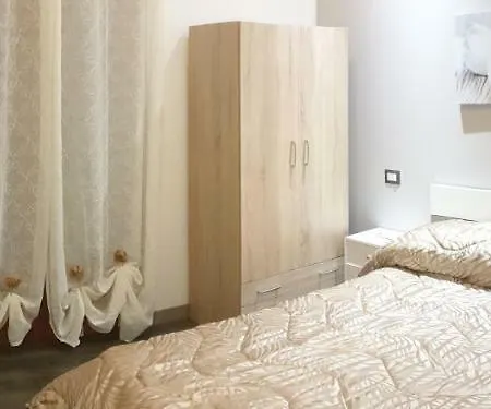T-room Tropea