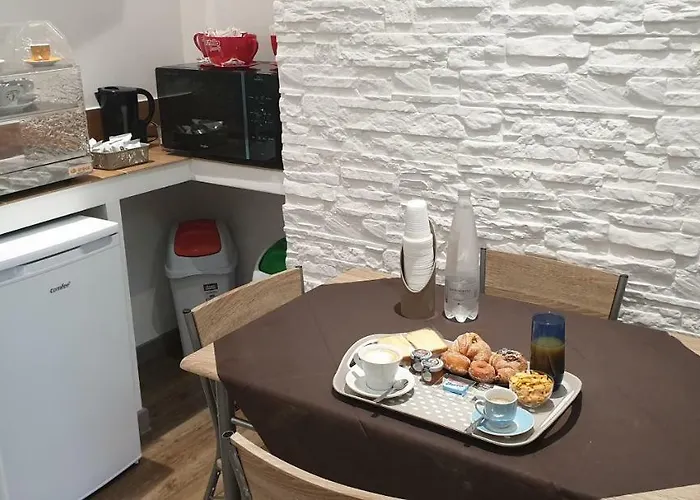 T-room Nocleg ze śniadaniem